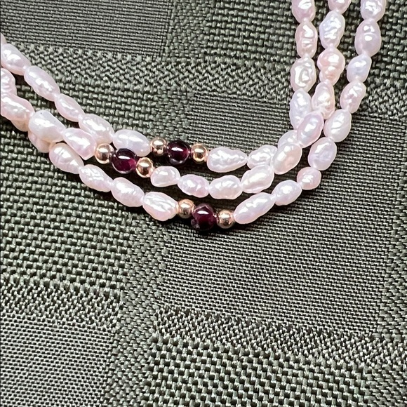 Vintage Fresh Water Pearl Jewelry Set ( includes necklace,bracelet earrings) - Picture 3 of 16